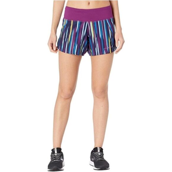 Brooks Chaser 3" Shorts in Navy Lightray/Violet - Picture 1 of 4